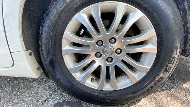 2017 Toyota Sienna Limited Premium 7-Passenger