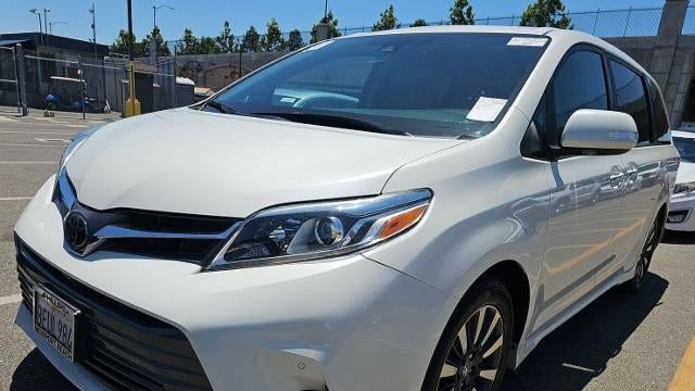 Preowned 2018 Toyota Sienna XLE 7-Passenger Auto Access Seat for Sale