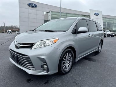 2018 Toyota Sienna Limited Premium 7-Passenger 4DR Mini-Van