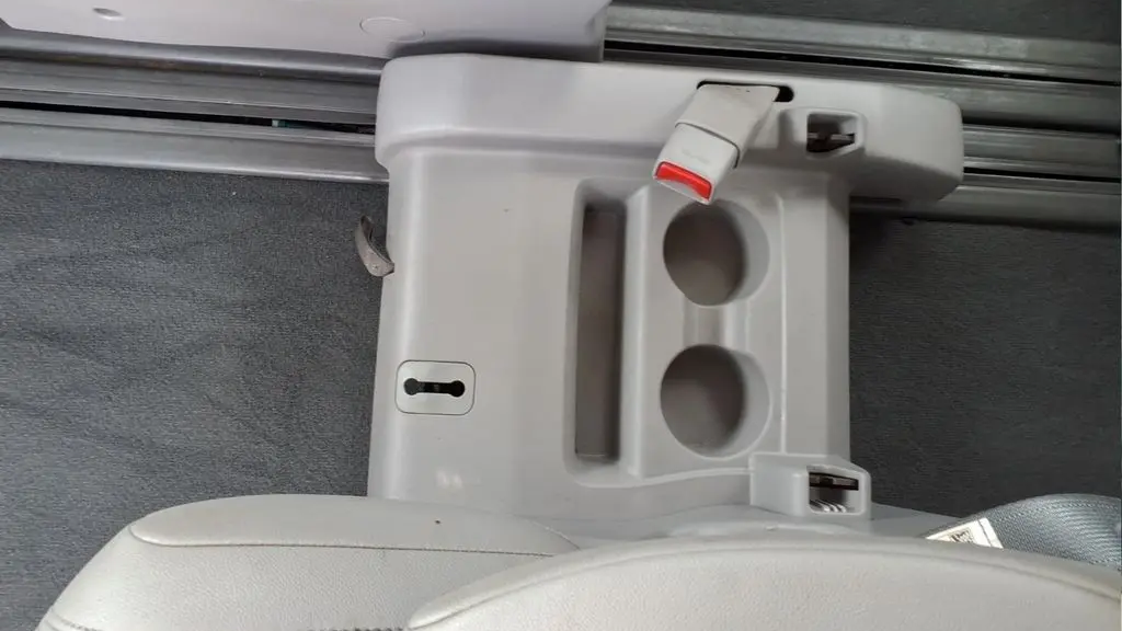 2020 Toyota Sienna XLE 7-Passenger Auto Access Seat