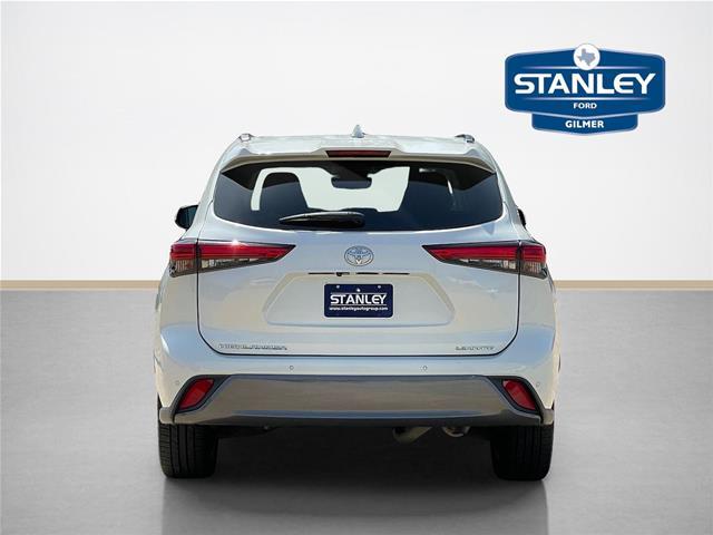 2020 Toyota Highlander - $25,995