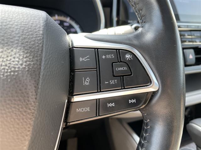 2020 Toyota Highlander - $25,995