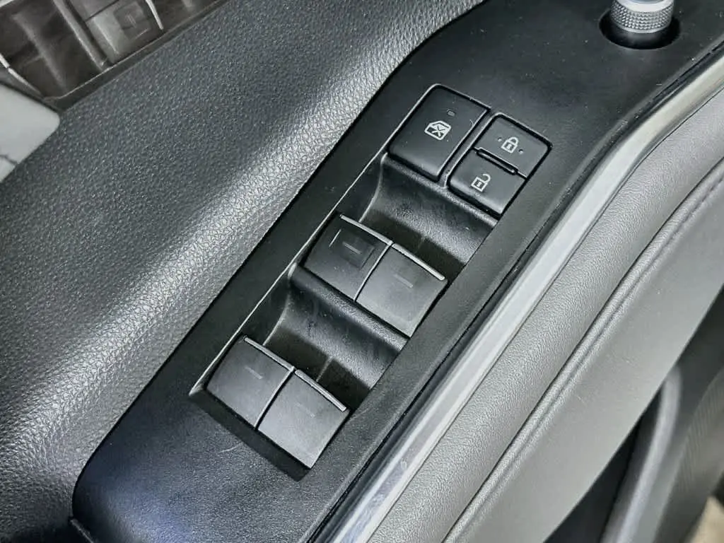 2021 Toyota Highlander - $27,887