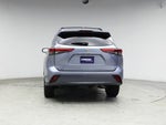 2020 Highlander Thumbnail 6