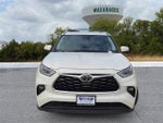 2020 Highlander Thumbnail 2