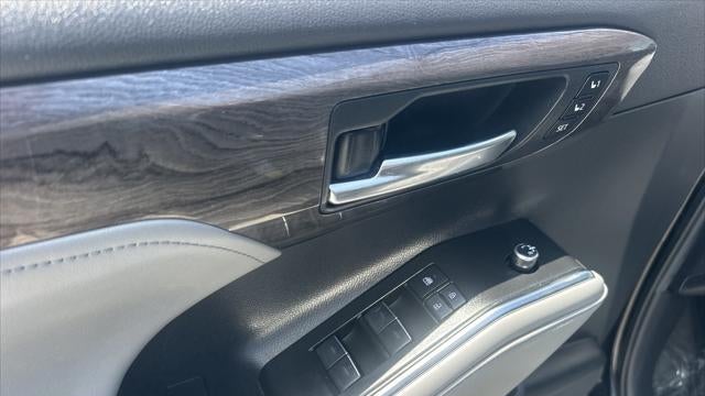 2022 Toyota Highlander Limited