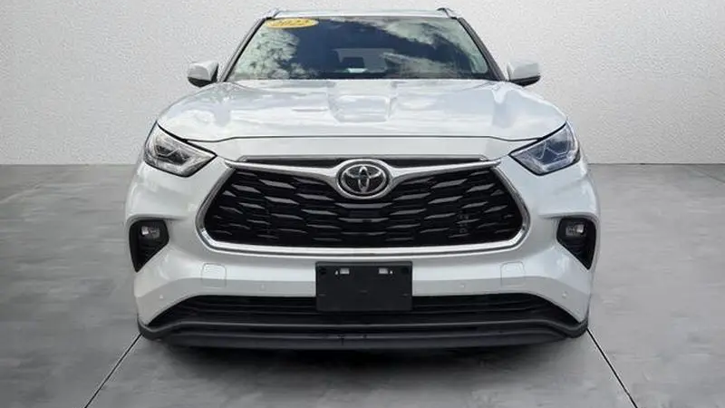 2022 Toyota Highlander Limited