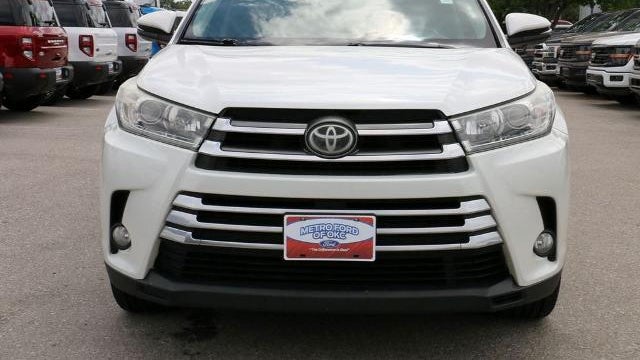 2017 Toyota Highlander Limited