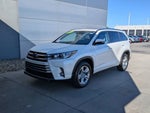 2017 Highlander Thumbnail 8