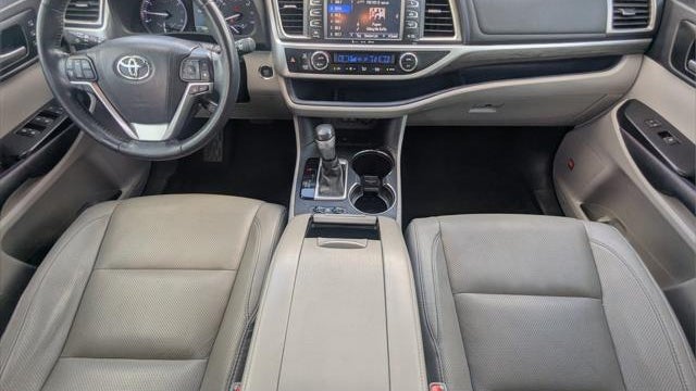 2018 Toyota Highlander Limited Platinum