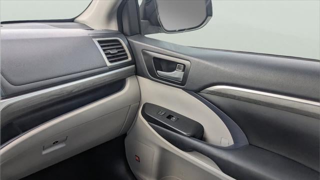 2018 Toyota Highlander Limited Platinum