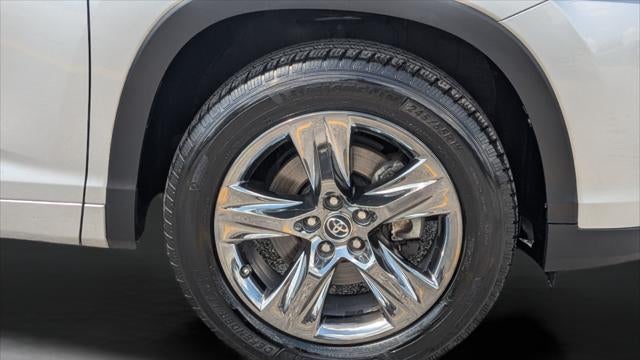 2018 Toyota Highlander Limited Platinum