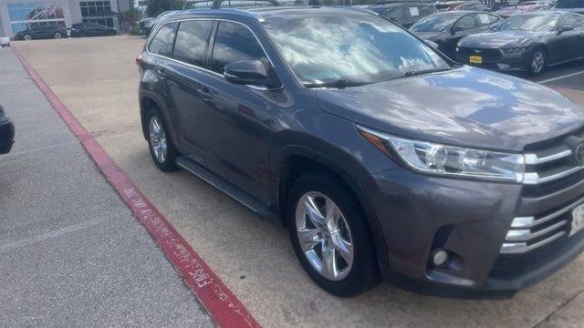2017 Toyota Highlander Limited