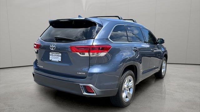 2018 Toyota Highlander Limited