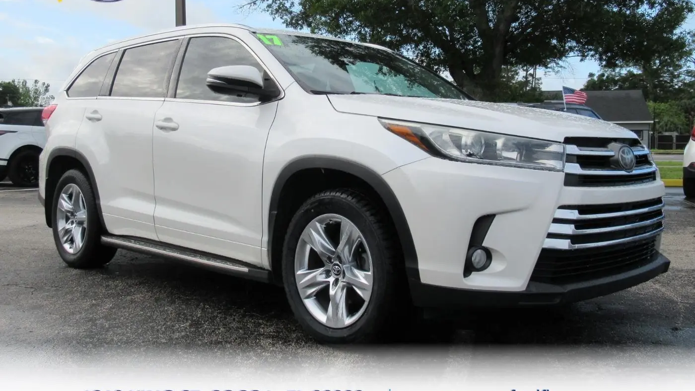 Preowned 2017 Toyota Highlander Limited for Sale