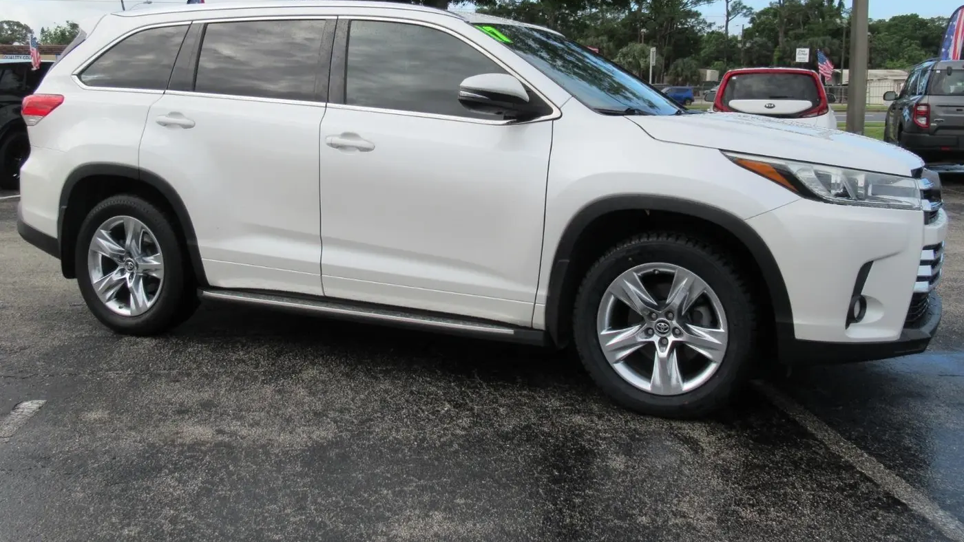 2017 Toyota Highlander Limited