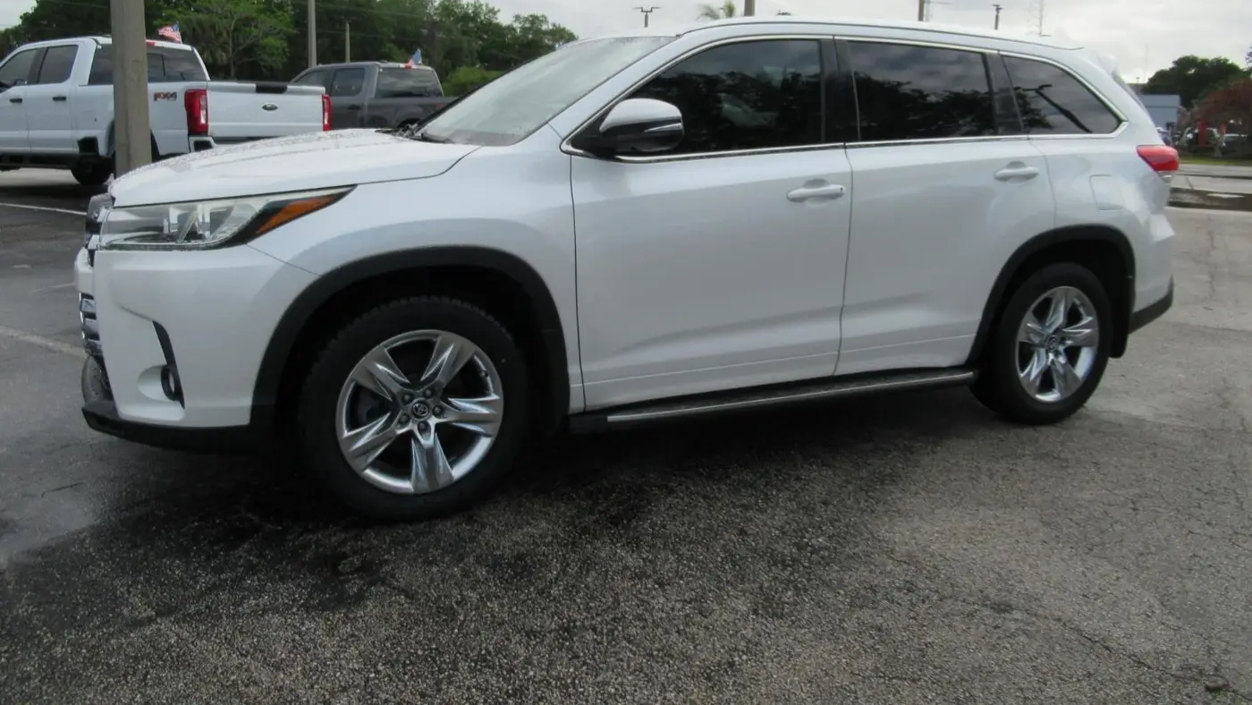2017 Toyota Highlander Limited