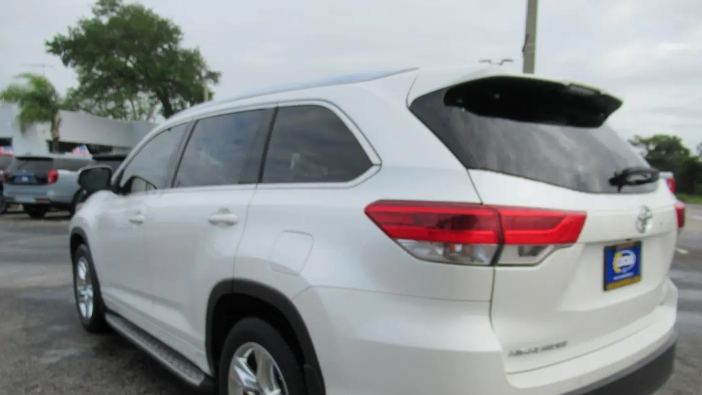 2017 Toyota Highlander Limited