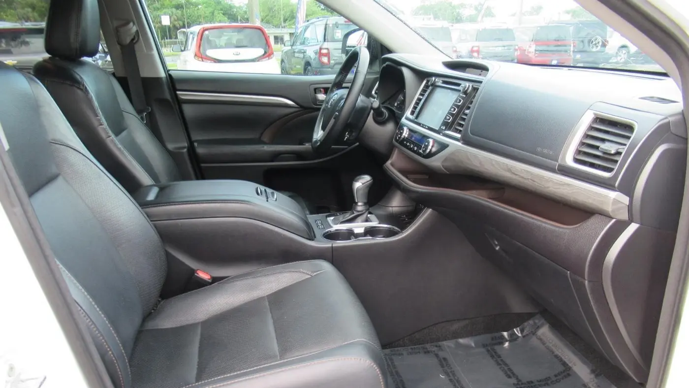 2017 Toyota Highlander Limited