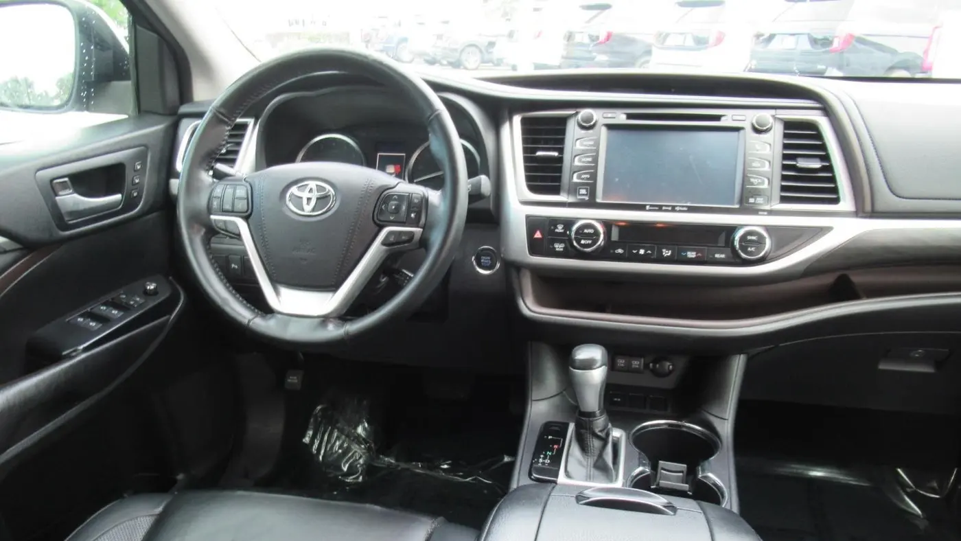2017 Toyota Highlander Limited