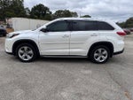 2019 Highlander Thumbnail 4