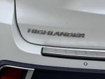 2019 Highlander Thumbnail 7