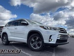 2019 Highlander Thumbnail 2