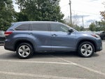 2017 Highlander Thumbnail 3