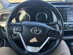 2017 Highlander Thumbnail 10