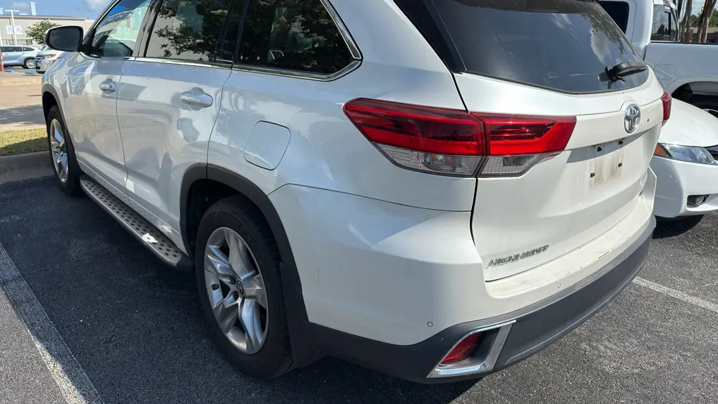 2017 Toyota Highlander Limited