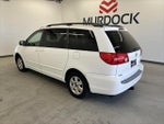 2006 Sienna Thumbnail 2