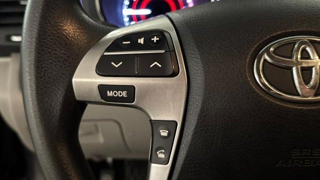 2013 Toyota Highlander Base