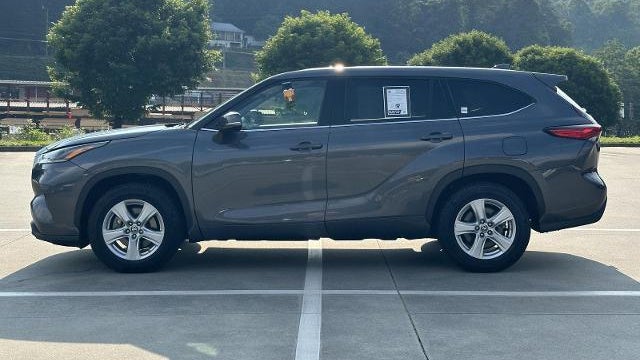 2021 Toyota Highlander Hybrid LE