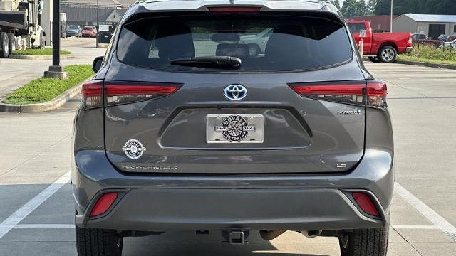 2021 Toyota Highlander Hybrid LE