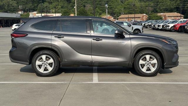 2021 Toyota Highlander Hybrid LE