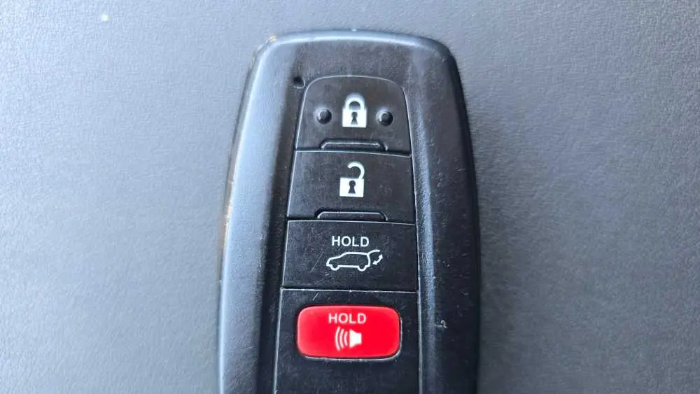 2022 Toyota Highlander Hybrid LE