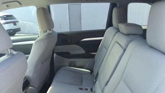 2018 Toyota Highlander LE