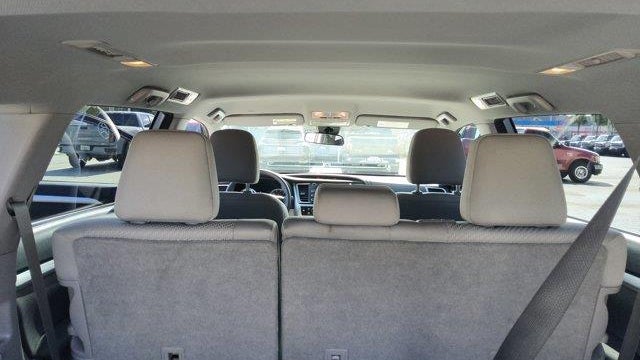 2018 Toyota Highlander LE