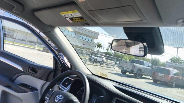 2018 Toyota Highlander LE
