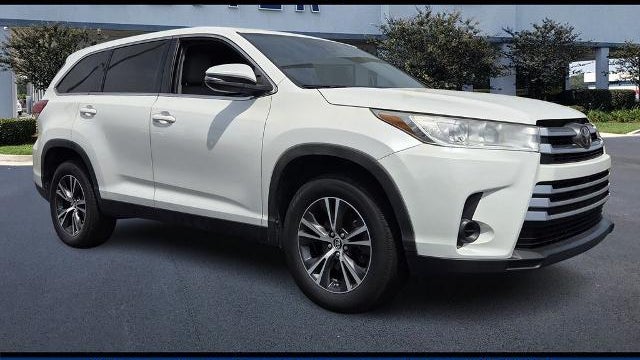Preowned 2019 Toyota Highlander LE for Sale