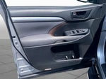 2014 Highlander Thumbnail 22
