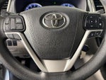 2017 Highlander Thumbnail 16