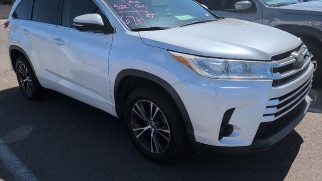 2018 Toyota Highlander LE