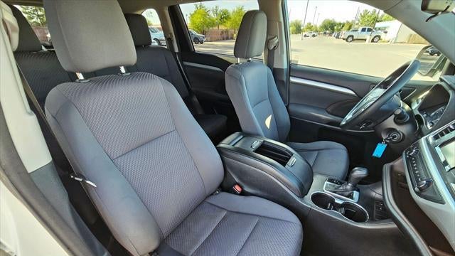 2018 Toyota Highlander LE