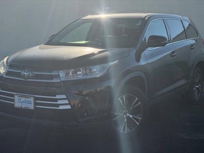 2019 Toyota Highlander LE 4DR SUV (2.7L I4)