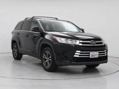 Photo of a 2017 Toyota Highlander LE 4DR SUV (2.7L I4) for sale
