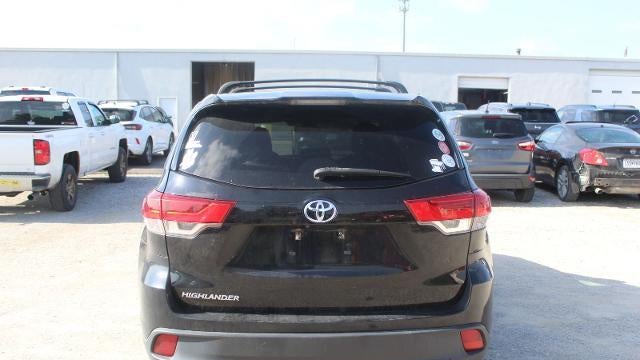 2017 Toyota Highlander LE