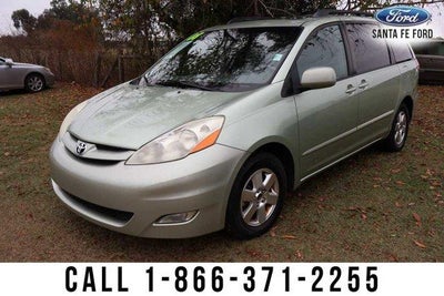 2008 Toyota Sienna XLE 4DR Mini-Van