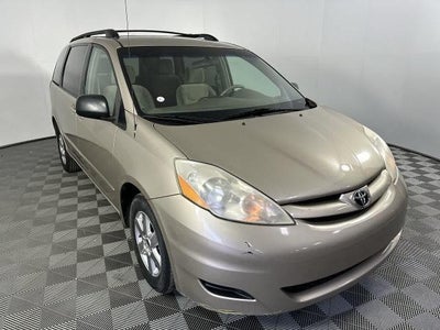 Photo of a 2007 Toyota Sienna CE 7-Passenger 4DR Mini-Van for sale