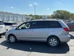 2009 Sienna Thumbnail 4